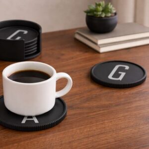 Onderzetter met Initiaal en Onderzetterhouder Set - 4 tot 6 stuks - Personaliseerbaar - 13 cm - Glazen - Bekers - Mokken